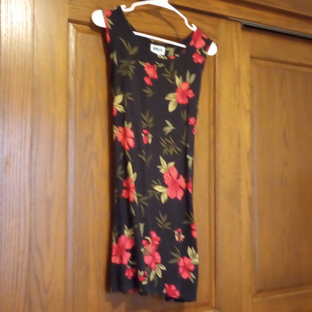 Summer dress with hibiscus design